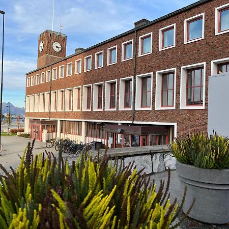 Bodø Hostel & Motel Eksteriør billede